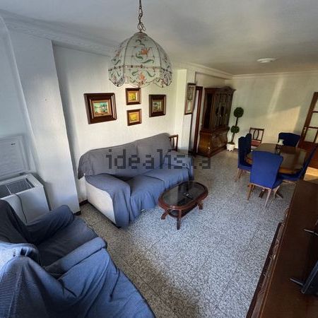 Alquiler de piso en Calle Sanlúcar de Guadiana, 30 - Photo 1