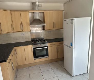 4 bedroom terraced house to rent - Photo 1