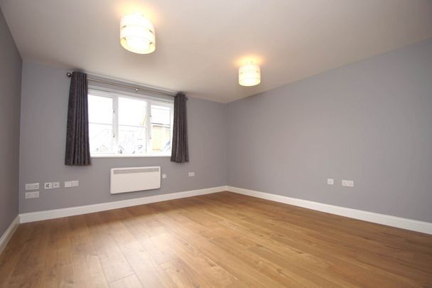 2 bed Flat for rent - Photo 1