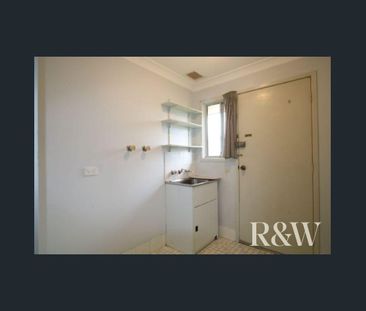 GREAT FAMILY HOME! - Photo 6