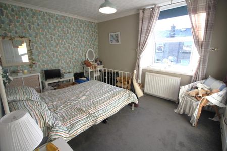 2 bedroom terraced house to rent - Photo 3