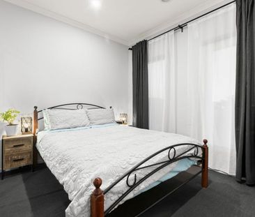 **For Lease: Stunning Family Home in Cranbourne East - $620/week** - Photo 1
