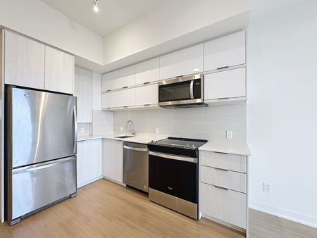 For Lease - 10 Deerlick Court Unit# 817, Toronto, Ontario - Photo 4