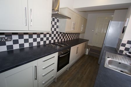 20 Edward Street - Photo 5