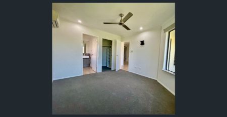 Spacious home in sought after Bucasia - Photo 4