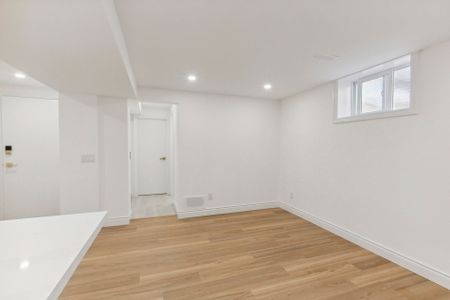 For Lease - 53 Gracey Boulevard Unit# Lower, Toronto, Ontario - Photo 5