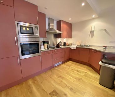 2 bedroom flat to rent - Photo 5