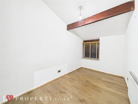 3 bedroom terraced house to rent - Photo 3