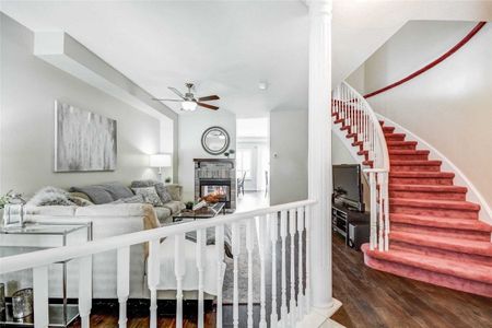 For Lease - 130 Waller Street, Whitby, Ontario - Photo 4