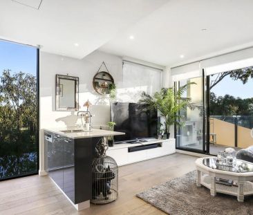 RESORT STYLE LIVING - ONE BEDROOM GEM! - Photo 4