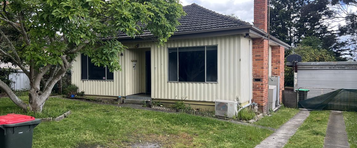 11 Central Ave, Newborough - Photo 1