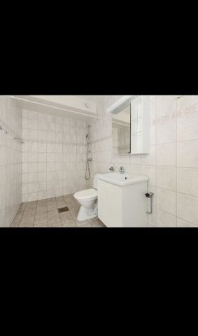 Skarpbrunnavägen, Norsborg - Photo 4