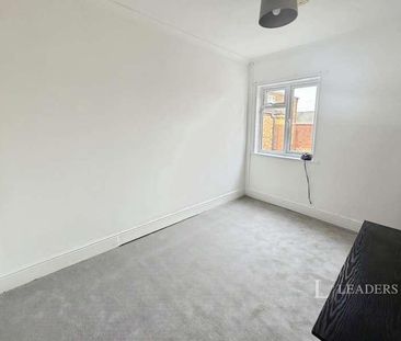 Manor Avenue, Grimsby, Lincolnshire, DN32 - Photo 5