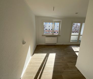 frisch saniert - 3-RW mit Balkon und Aufzug - Foto 3