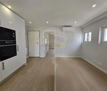 Apartment T1 in Carcavelos e Parede, Cascais - Photo 6