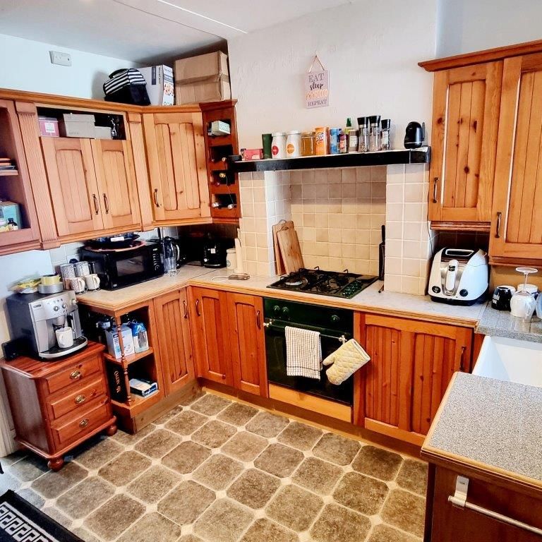 Allfrey Road, Eastbourne - Two-bedroom terraced house - Photo 1