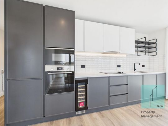 3 bedroom flat to rent - Photo 1