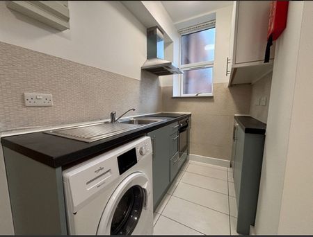 Studio Flat, Mere Road, LE5 - Photo 5