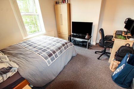 30 Charnwood Grove, NG2 7NT, NOTTINGHAM - Photo 3