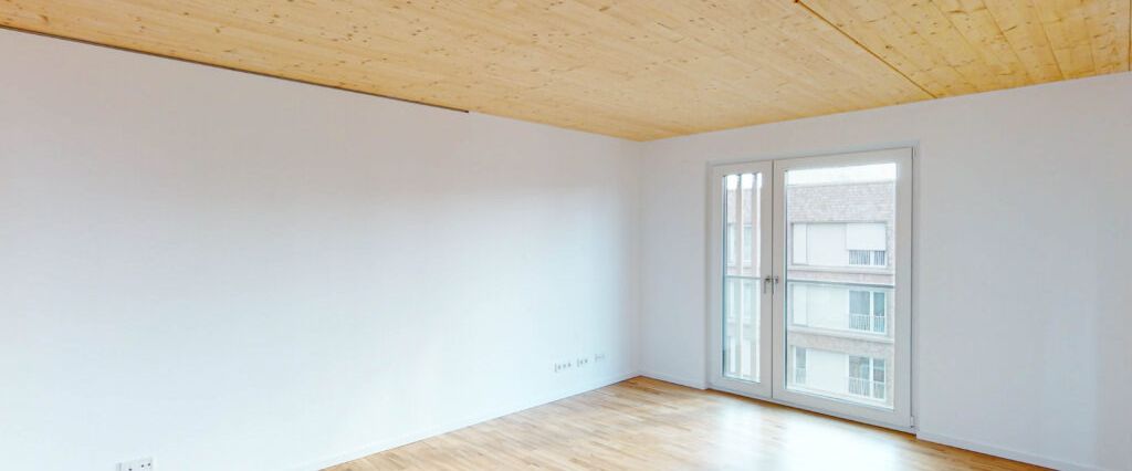 Großzügige 4-Zimmer-Maisonettewohnung mit Einbauküche und Loggia - Photo 1