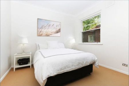 Double Bay - Photo 4