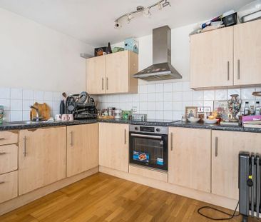 1 bedroom flat to rent - Photo 3