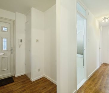 2 Bed Flat, Corporation Street, N7 - Photo 4