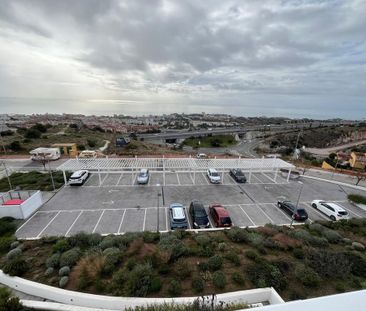 3 room luxury Flat for rent in Benalmádena, Andalusia - Photo 1