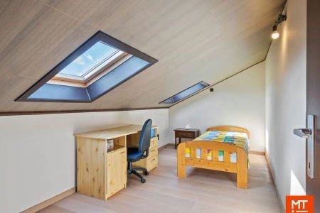 Halfopen woning te huur met 3 slaapkamers en tuin - Foto 5