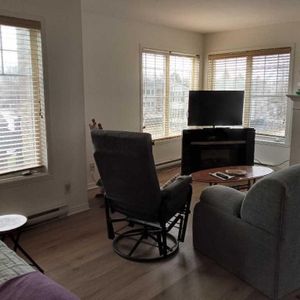 Logement 3.5 à louer - Photo 2