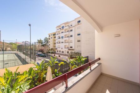 3 Bedroom Apartment with parking, Bairro do Rosário, Cascais - Photo 4