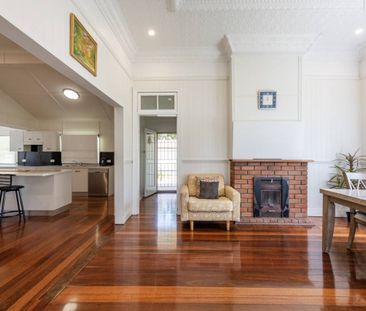 EXECUTIVE RIVERFRONT RENTAL - Photo 3