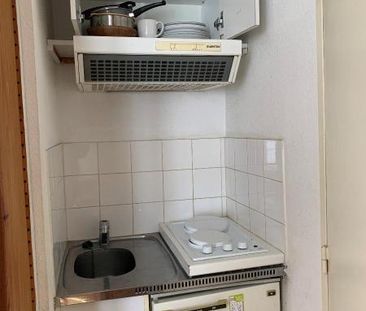 Location Appartement 1 pièce 10m² LYON 3ème - Photo 3