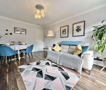 Riverside Court, Leeds, LS1 - Photo 3