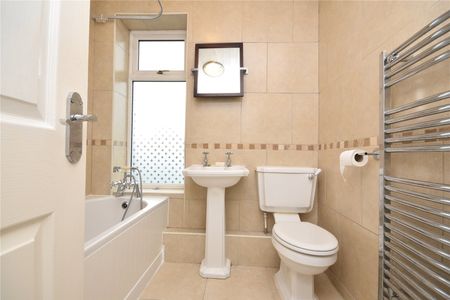48, Clough Street, Morley, Leeds, West Yorkshire, LS27 8RJ - Photo 3