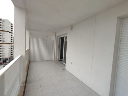 Location Appartement 2 pièces 39m² MARSEILLE 15ème - Photo 5