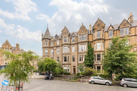3 bedroom flat to rent - Photo 3