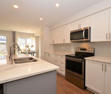 For Lease - 331 PROUD WALK DRIVE Drive, Stittsville - Munster - Ric... - Photo 2