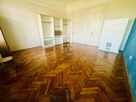 Kiadó átlagos állapotú lakás - Budapest VI. kerület - Fotó 4