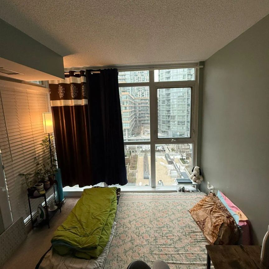 10 Capreol Court #823 - Photo 1