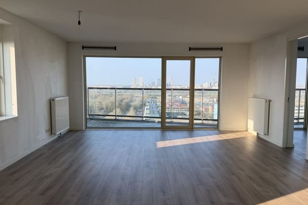 Appartement te huur: Karspeldreef 1455 1104 SE Amsterdam - Photo 1