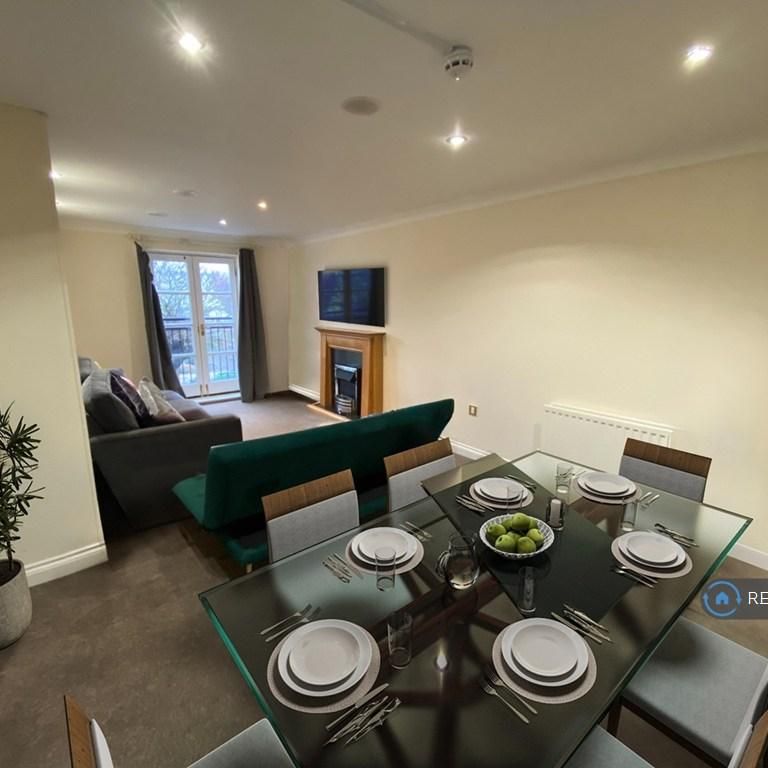 1 bedroom in a house share to rent - Photo 1