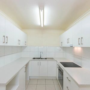 Neat & Spacious Unit with Easy-Care Living - Photo 2