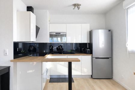 Location Appartement 2 pièces Meublé 54m² PUGET SUR ARGENS 83480 - Photo 2