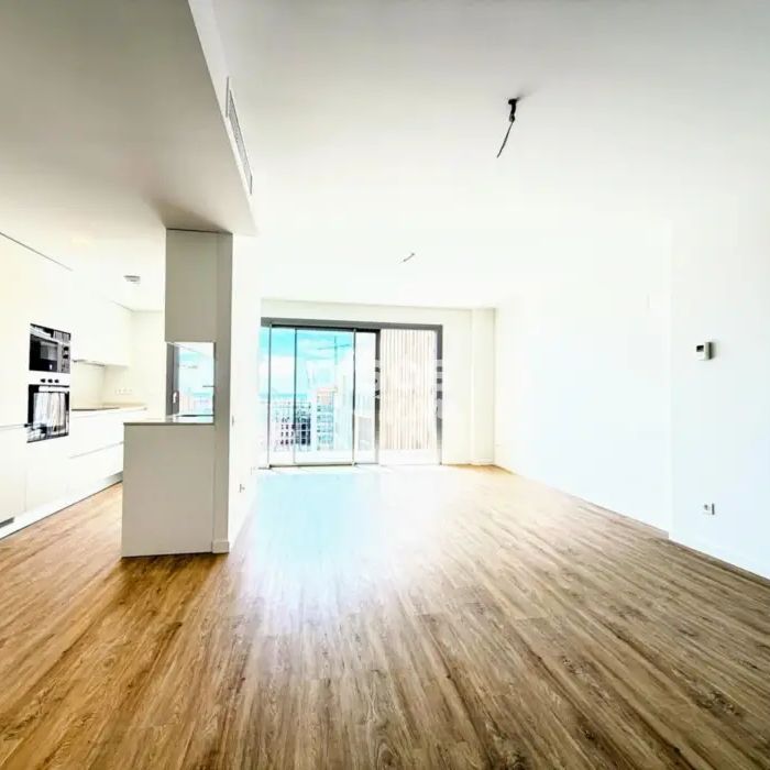 Piso en alquiler en Calle Profesor Ludovico Correa, Número 1 - Photo 1