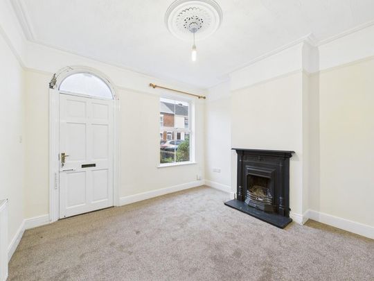 2 bedroom terraced house to rent - Photo 1