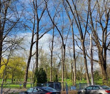 Tranquil, Spatieux et lumoineu devant le Golf à St-Lambert - Photo 1