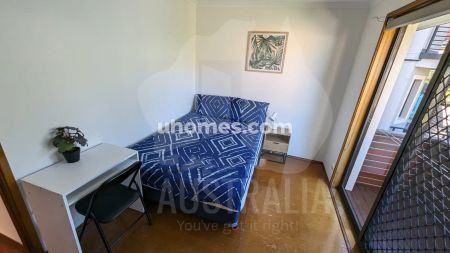 Couple room with AC - Photo 2