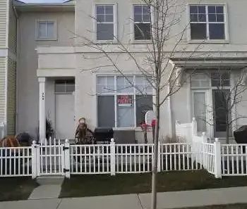 1400sf 3 bedroom townhouse | Calgary - Photo 1