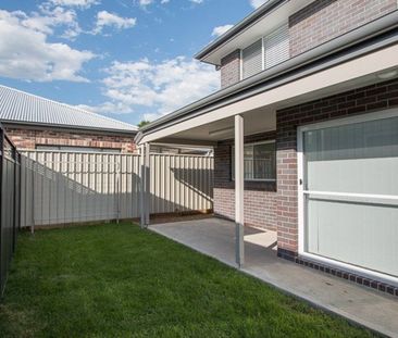 Great Position! As New! - Photo 6